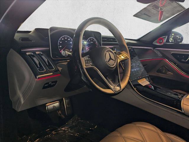 New 2025 Mercedes-Benz Maybach S 680 4MATIC video 3
