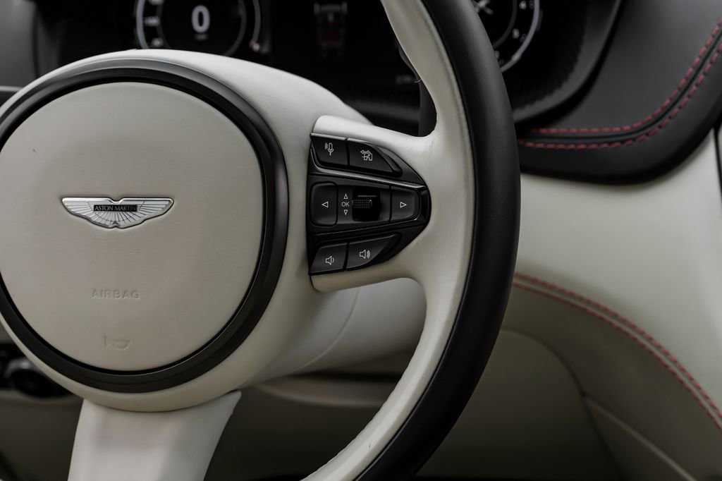 Used 2023 Aston Martin DBX 707 image 15
