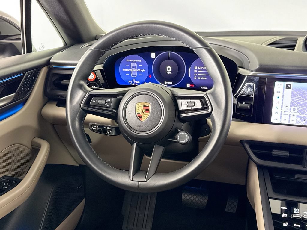 Certified 2024 Porsche Macan 4 Electric AWD/4WD image 20