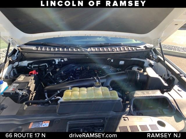 Used 2021 Lincoln Navigator Reserve w/ Luxury Package image 28