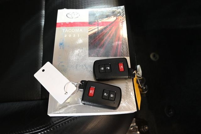 Certified 2021 Toyota Tacoma TRD Sport w/ TRD Premium Sport Package image 24