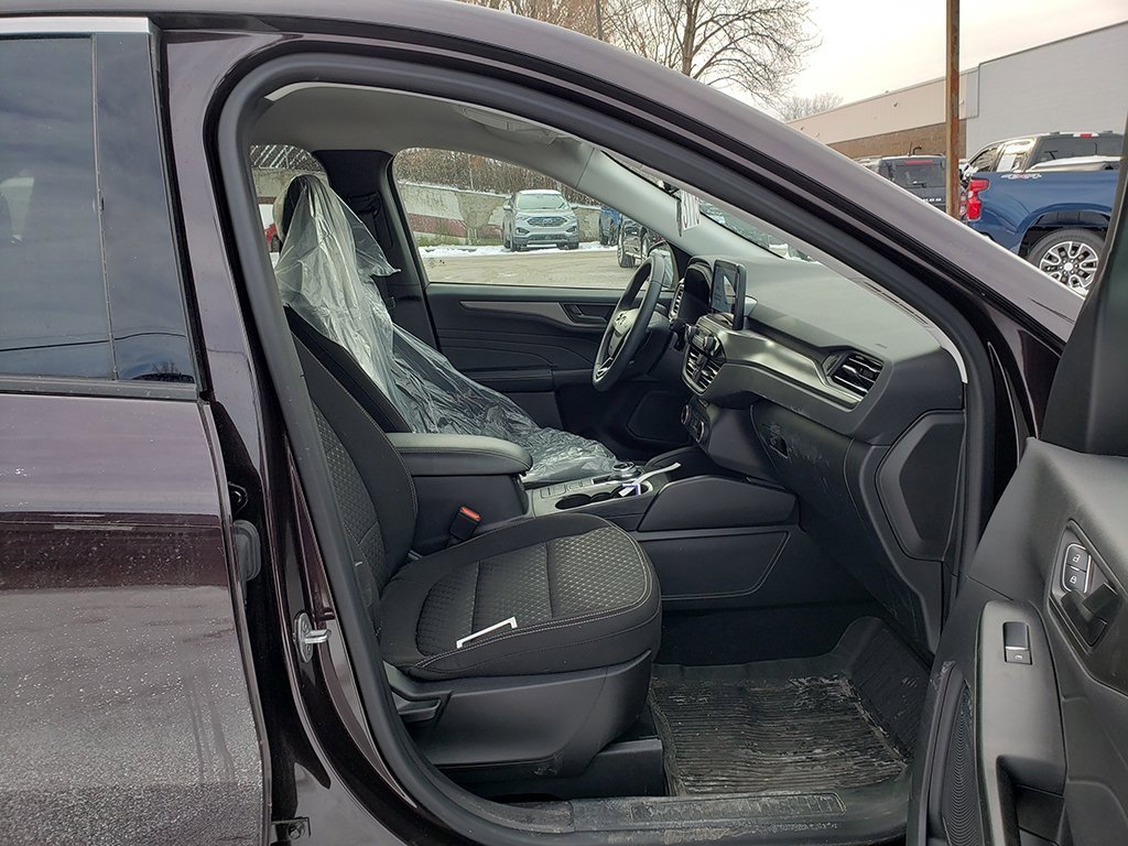 Used 2023 Ford Escape Active image 9