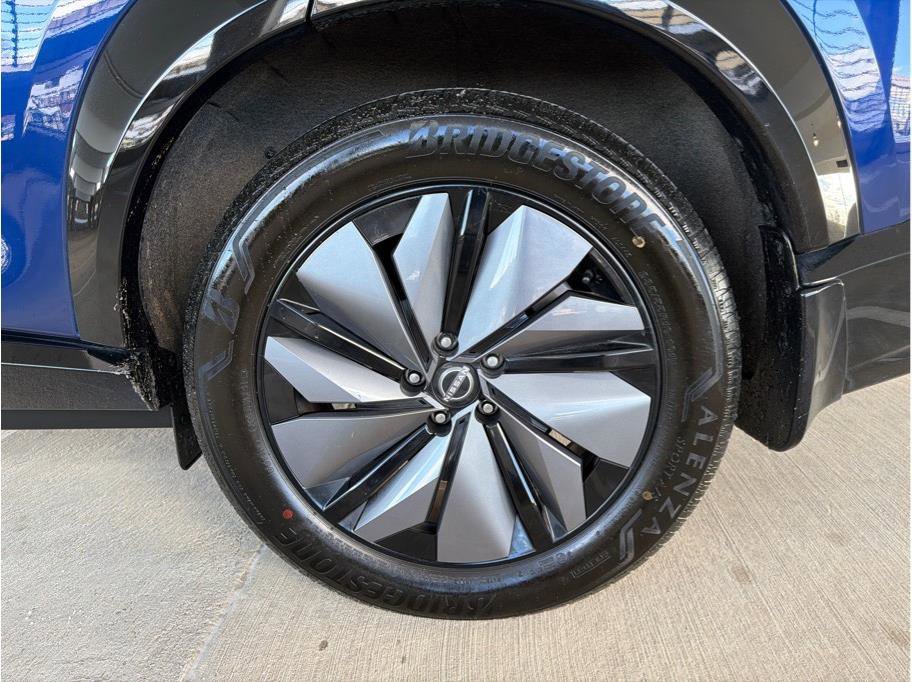 Used 2024 Nissan Ariya AWD image 32