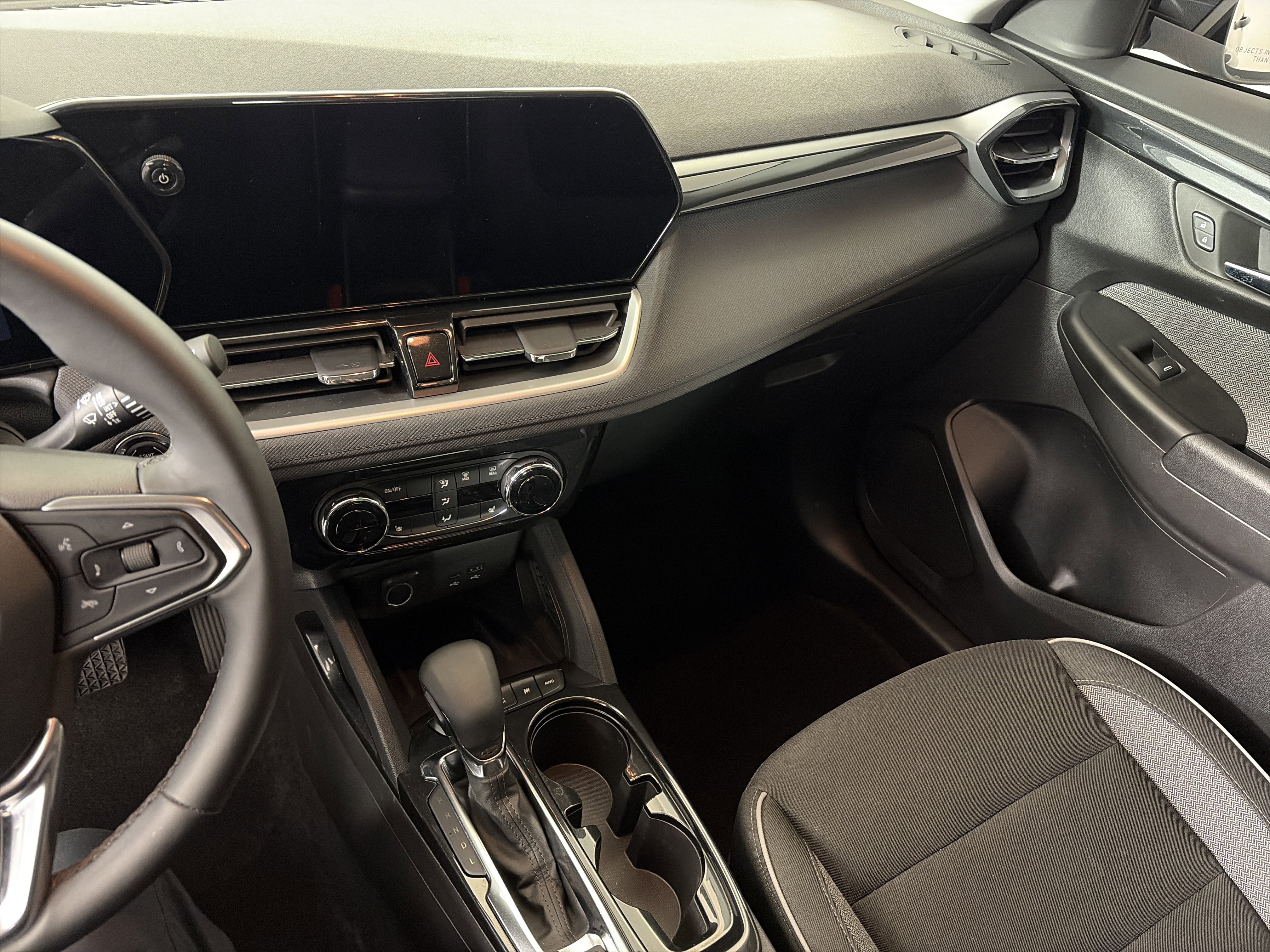 Certified 2024 Chevrolet TrailBlazer LT w/ Convenience Package image 4