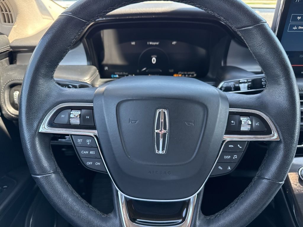 Used 2023 Lincoln Nautilus FWD image 10