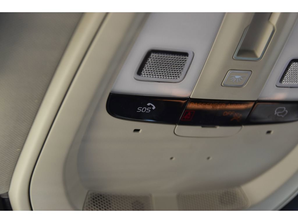 Used 2024 Volvo XC90 T8 Plus w/ Protection Package image 39