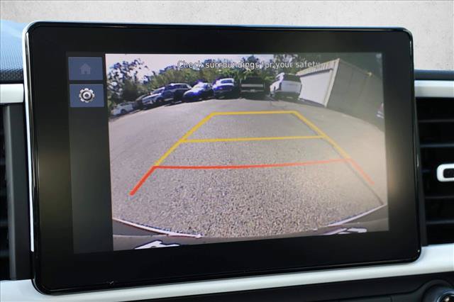 New 2026 Hyundai Venue SEL FWD image 18