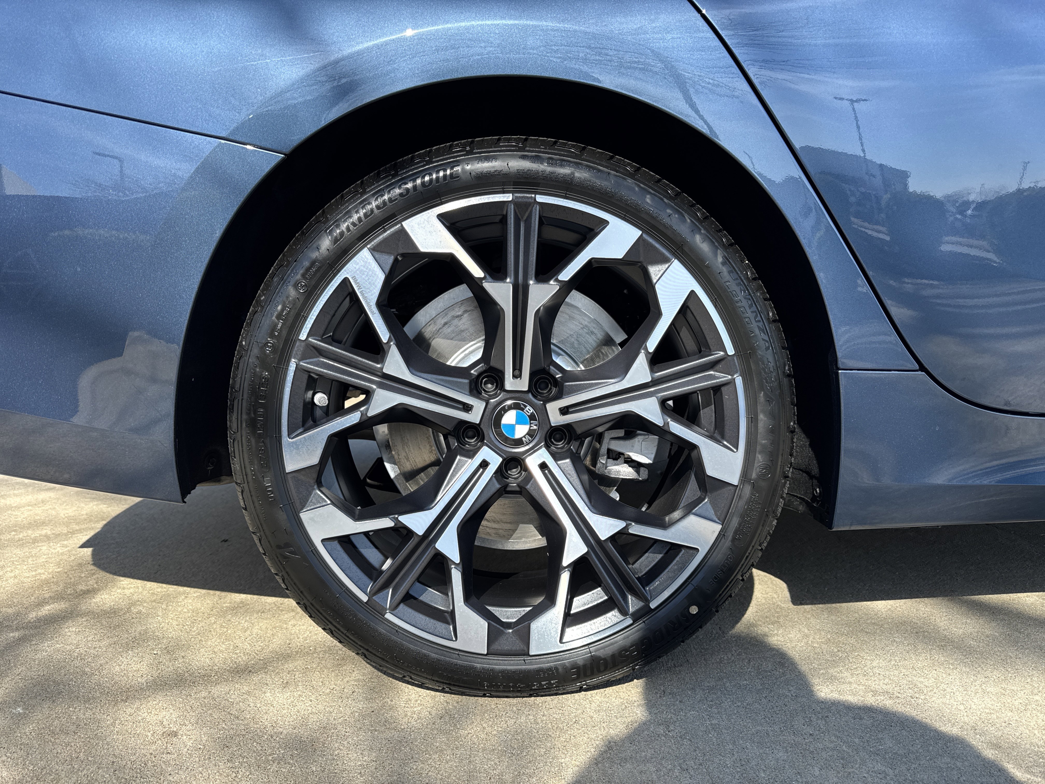 New 2026 BMW 330i Sedan w/ Premium Package RWD image 26