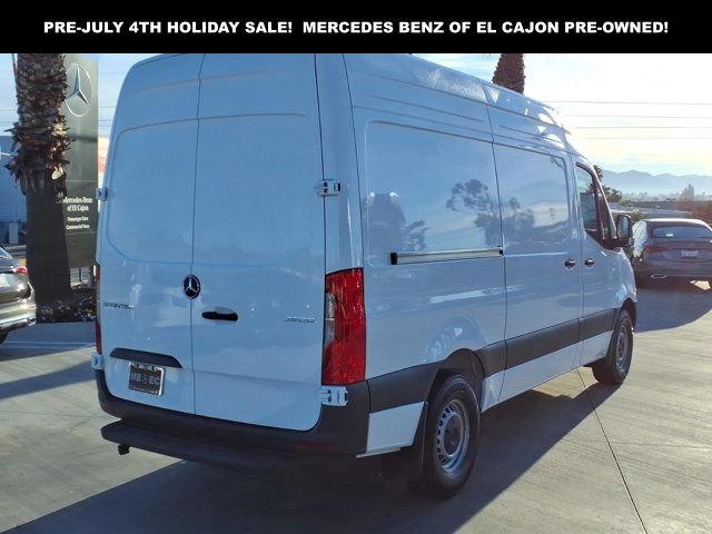 New 2025 Mercedes-Benz Sprinter 2500 image 4