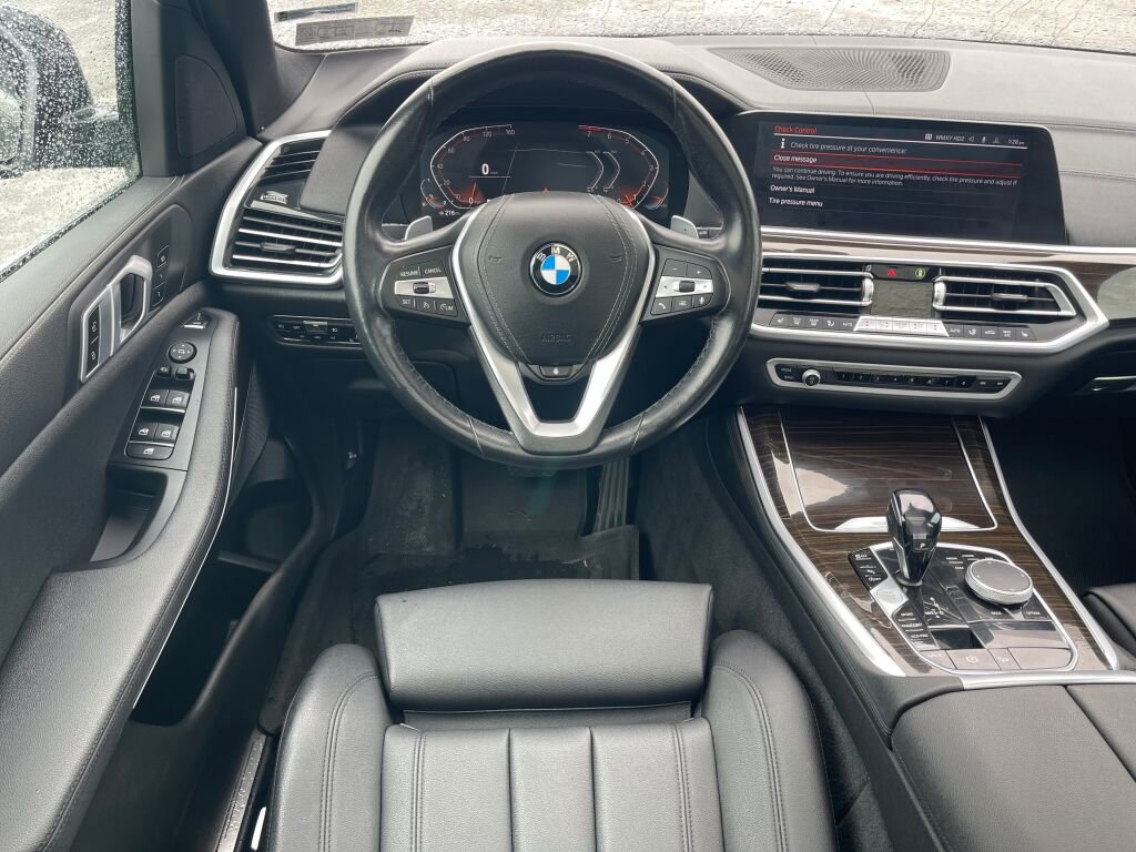 Used 2020 BMW X5 xDrive40i w/ Convenience Package AWD/4WD image 2