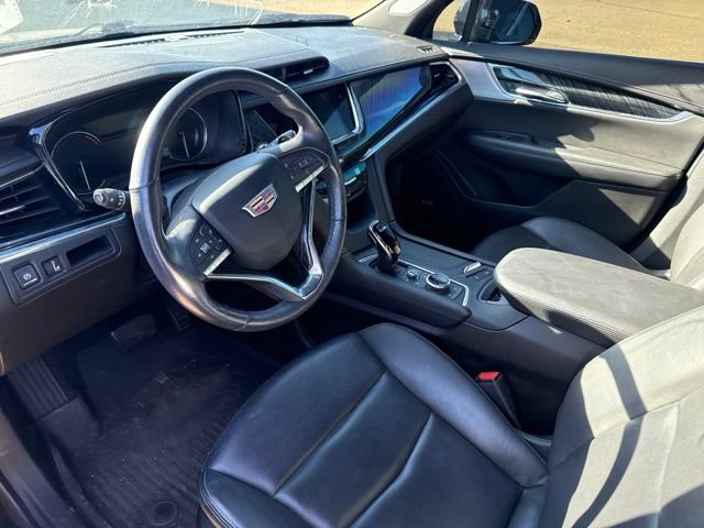 Used 2022 Cadillac XT6 Premium Luxury FWD image 12