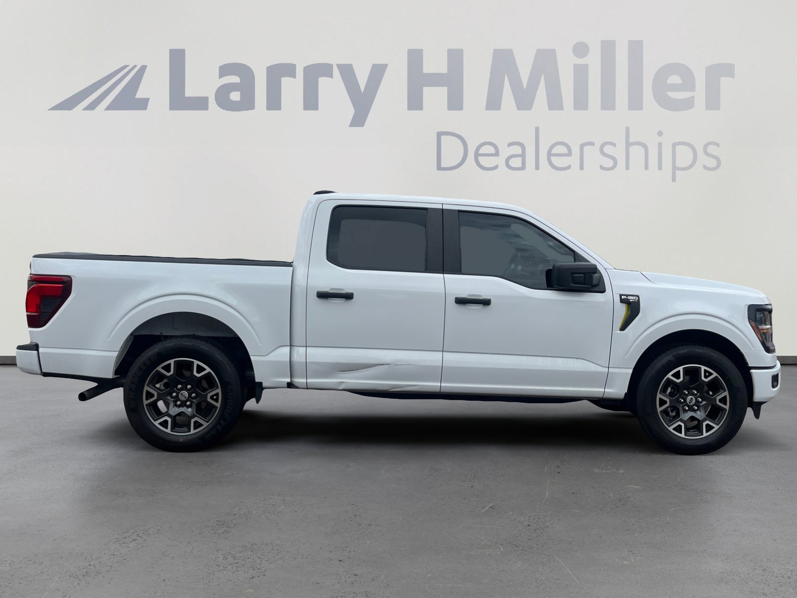 Used 2024 Ford F150 STX image 6