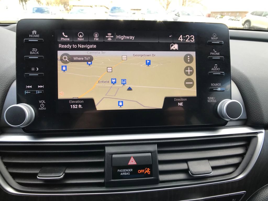 Used 2018 Honda Accord Touring image 6