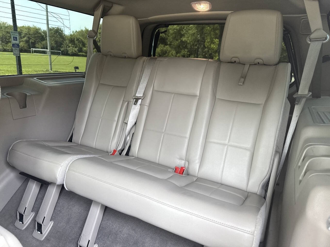 Used 2013 Lincoln Navigator L 2WD w/ HD Trailer Tow Pkg image 17