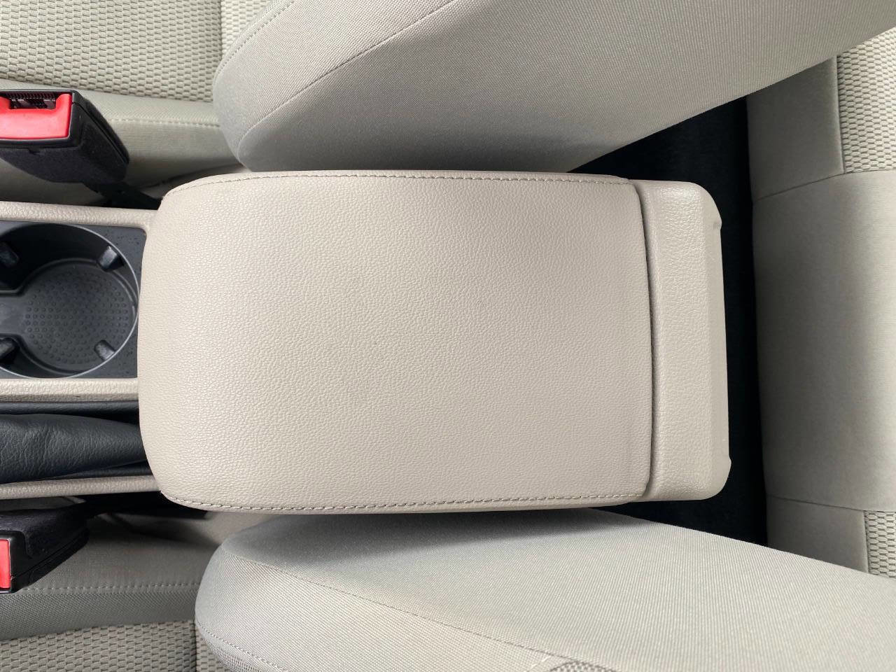 Used 2018 Volkswagen Golf S image 18