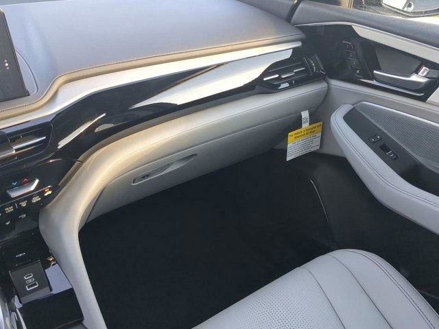 Used 2025 Acura MDX FWD w/ Technology Package image 14