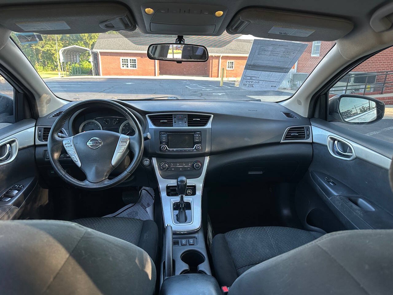 Used 2015 Nissan Sentra SR FWD image 14