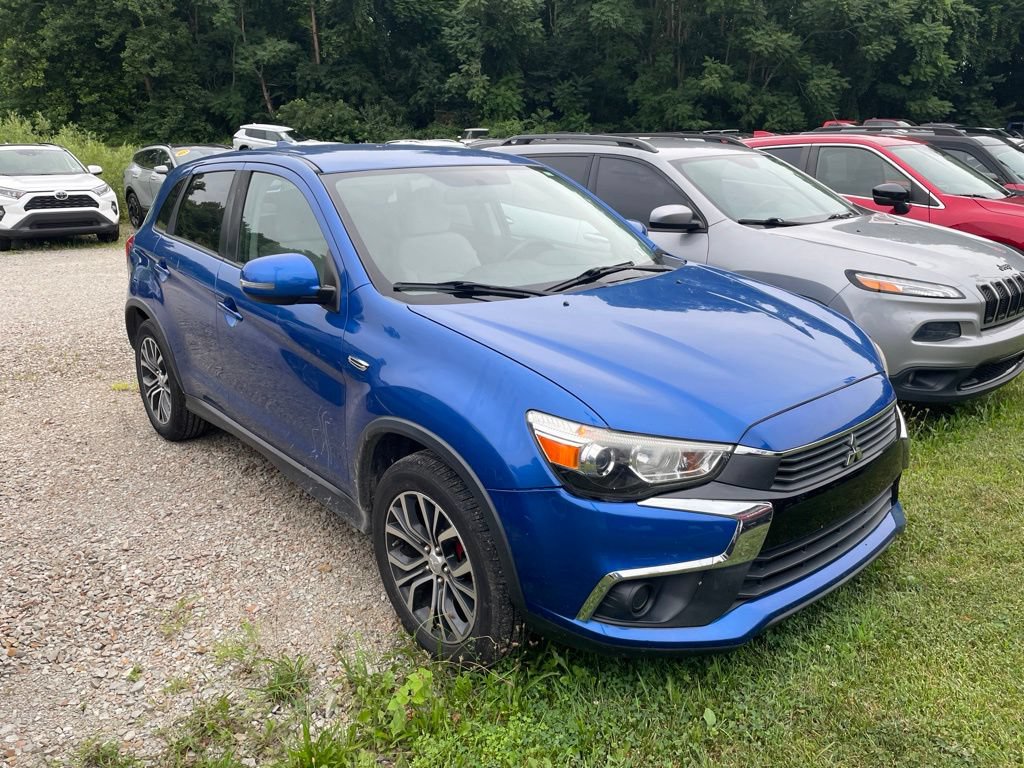 Used 2017 Mitsubishi Outlander Sport ES AWD/4WD image 2
