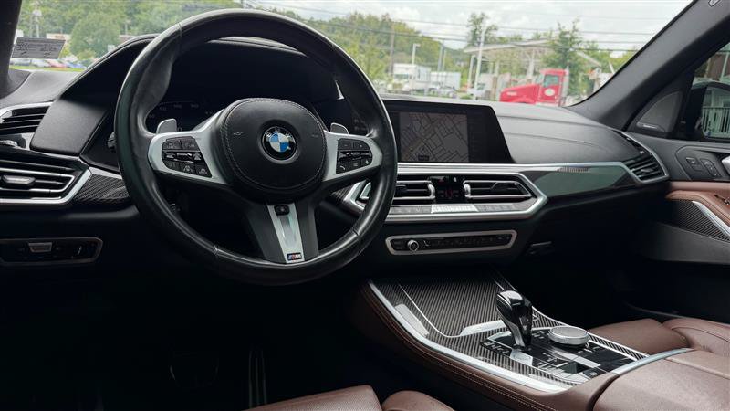 Used 2022 BMW X5 M50i AWD/4WD image 28