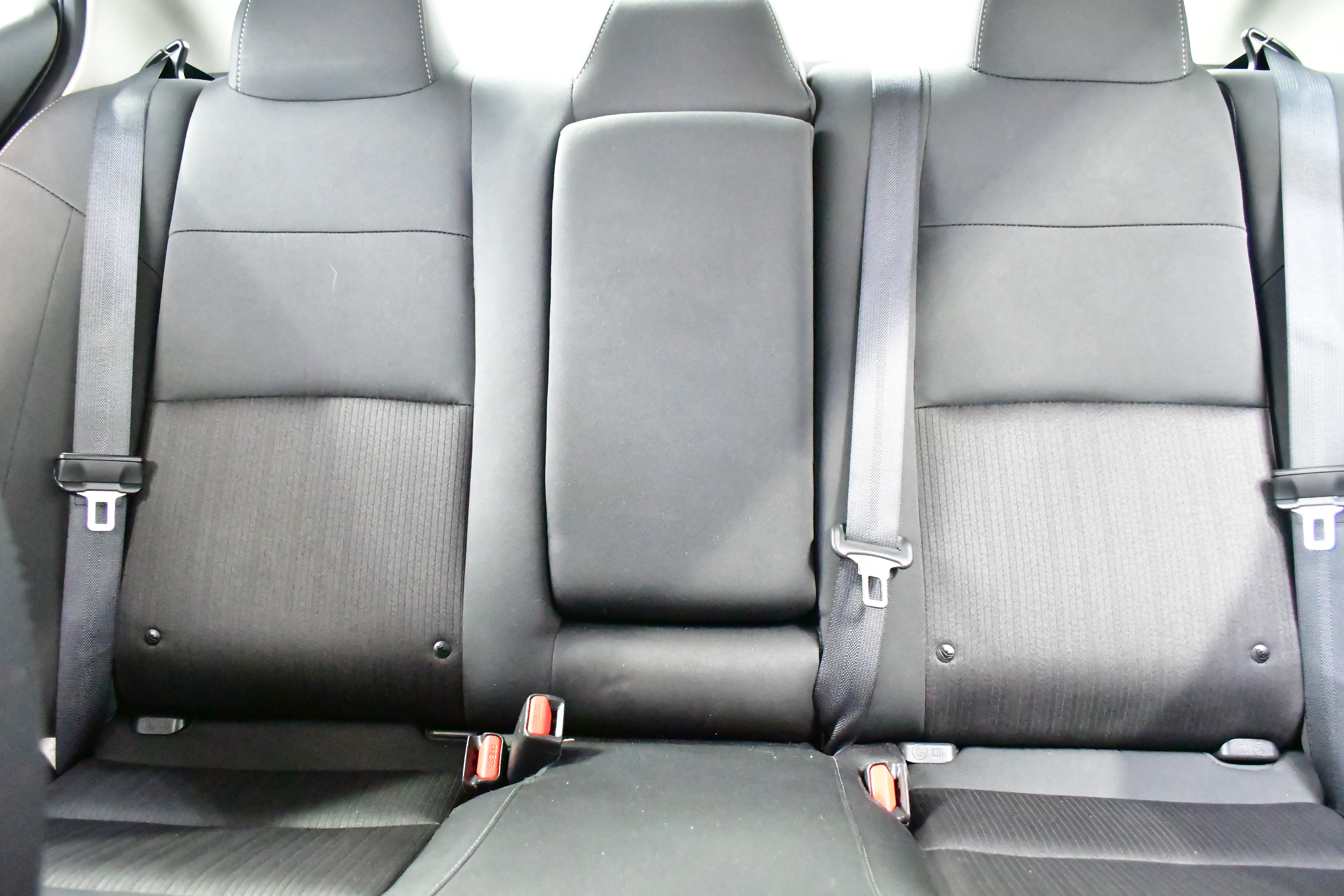 Used 2025 Nissan Altima 2.5 SV image 11