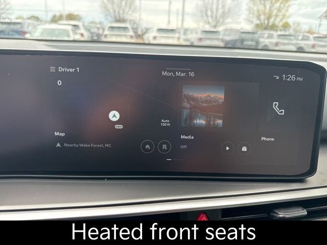 Certified 2025 Kia Sorento S image 27