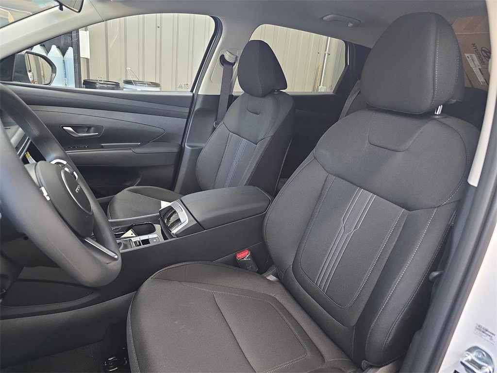New 2025 Hyundai Tucson SEL image 16