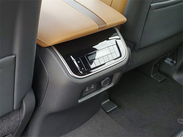 New 2025 Nissan Armada SL w/ Captain's Chari Seat Package image 29