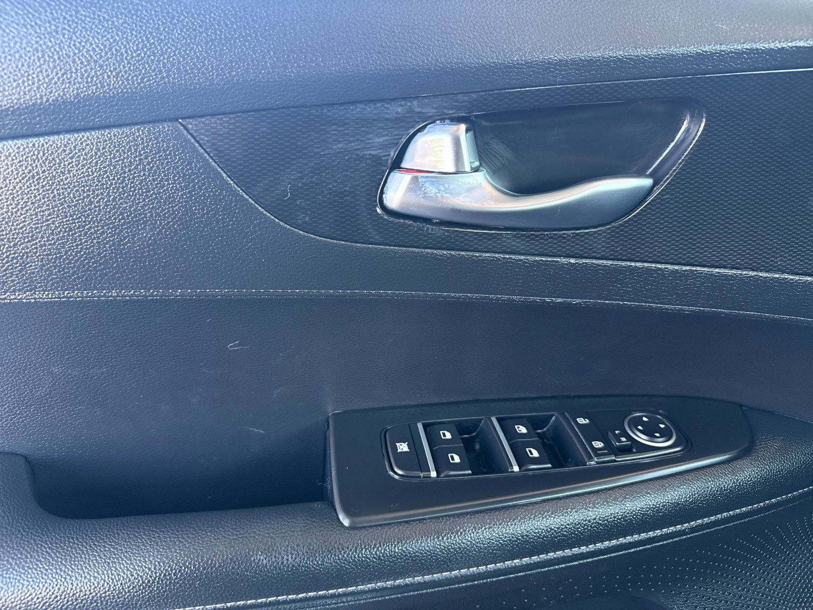 Used 2024 Kia Forte GT-Line w/ GT-Line Premium Package FWD image 10