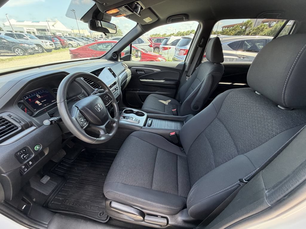Used 2021 Honda Passport Sport image 17