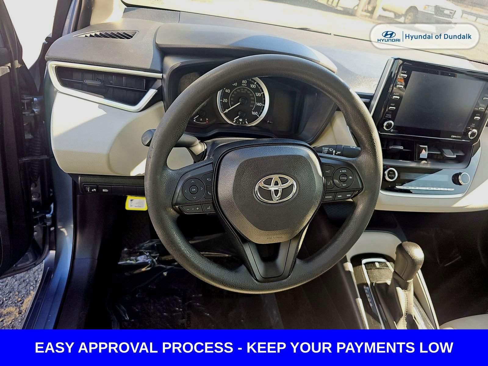 Used 2021 Toyota Corolla LE FWD image 11