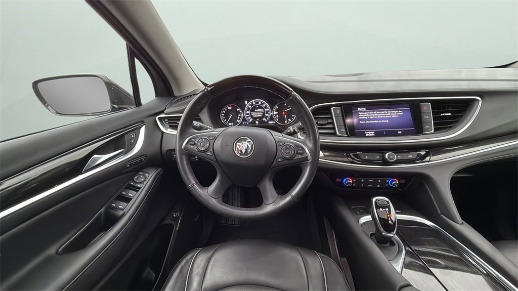 Used 2020 Buick Enclave Avenir w/ Avenir Technology Package image 22
