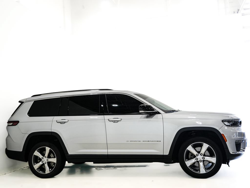 Used 2021 Jeep Grand Cherokee L Limited w/ Trailer Tow Group (B) AWD/4WD image 5