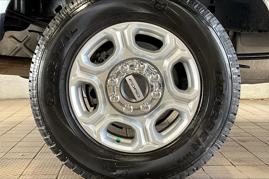 Used 2026 Ford F250 XLT image 34