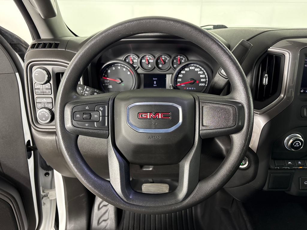 Used 2024 GMC Sierra 1500 Pro w/ Pro Value Package AWD/4WD image 17