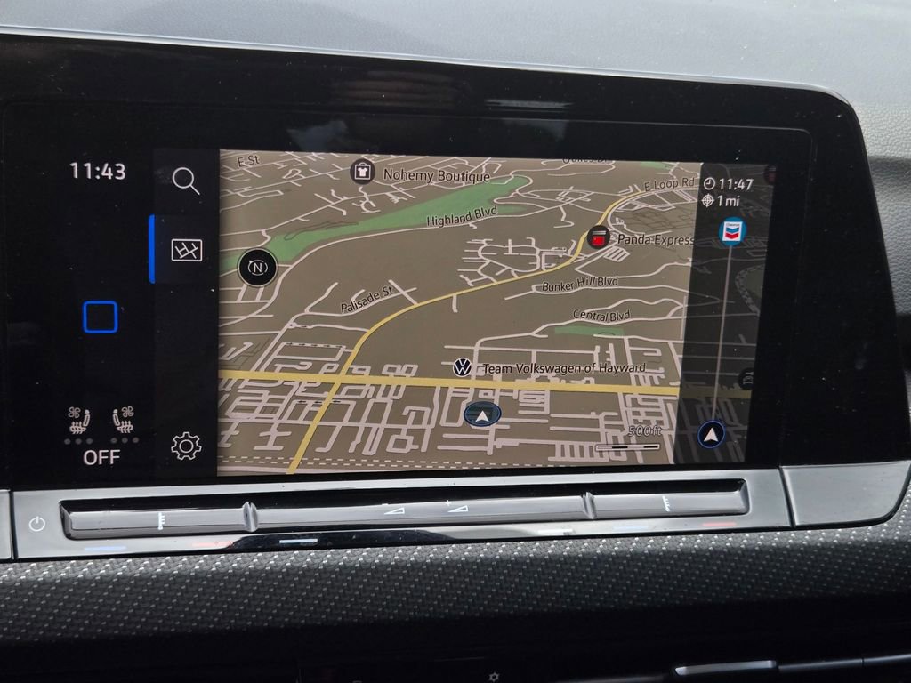 Used 2022 Volkswagen Golf R image 17