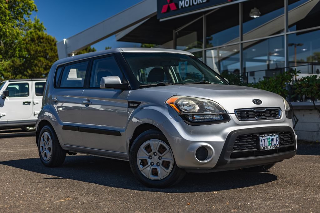 Used 2012 Kia Soul FWD image 1
