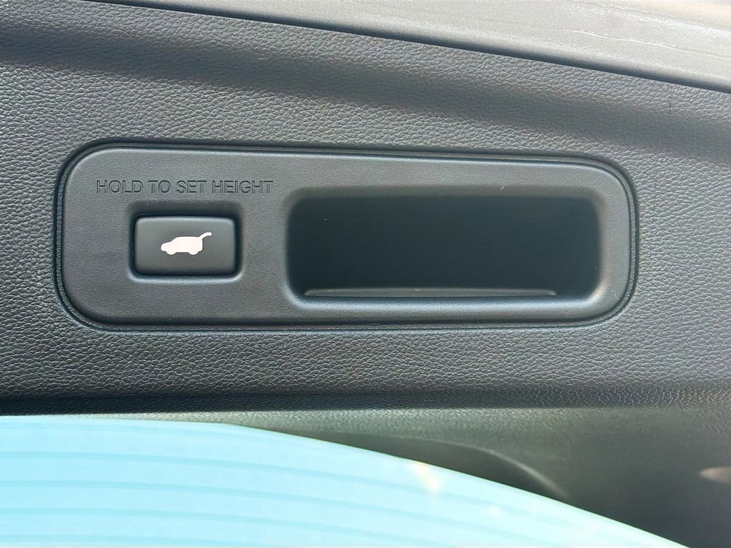 Used 2023 Acura MDX SH-AWD w/ Advance Package image 13