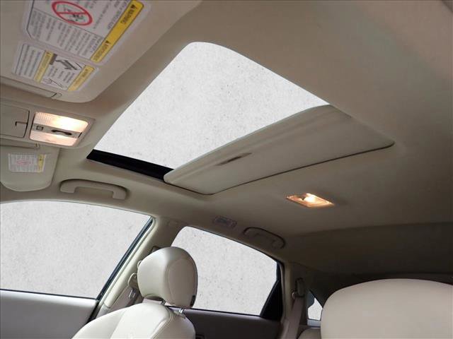 Used 2004 INFINITI FX35 AWD w/ Technology Pkg image 12