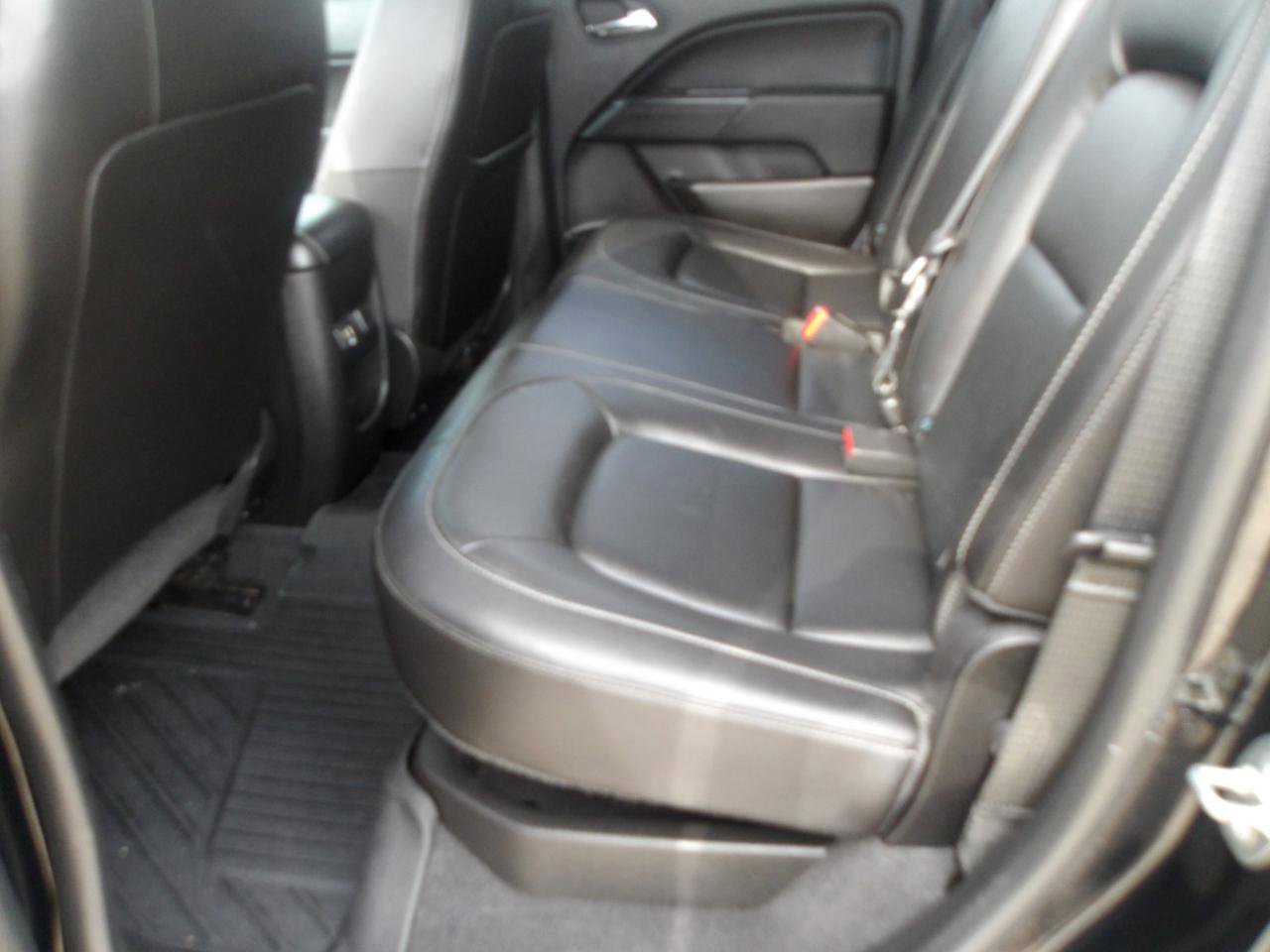 Used 2020 Chevrolet Colorado ZR2 w/ ZR2 Midnight Special Edition image 17