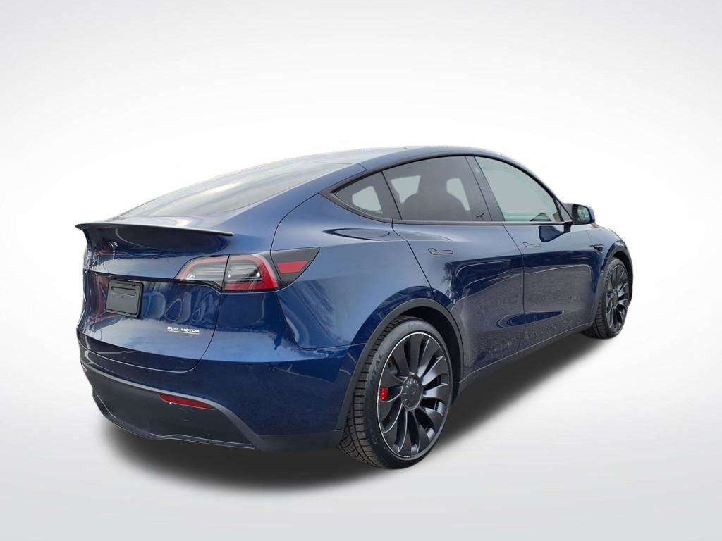 Used 2023 Tesla Model Y Performance image 5