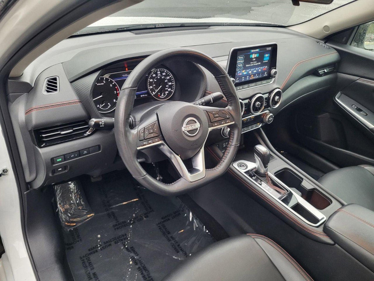 Used 2024 Nissan Sentra SR w/ SR Premium Package image 10