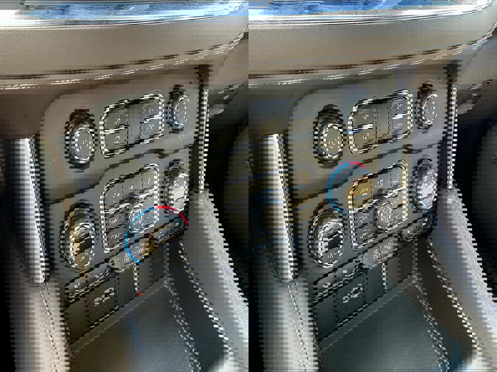 Used 2024 Chevrolet Tahoe LT image 27