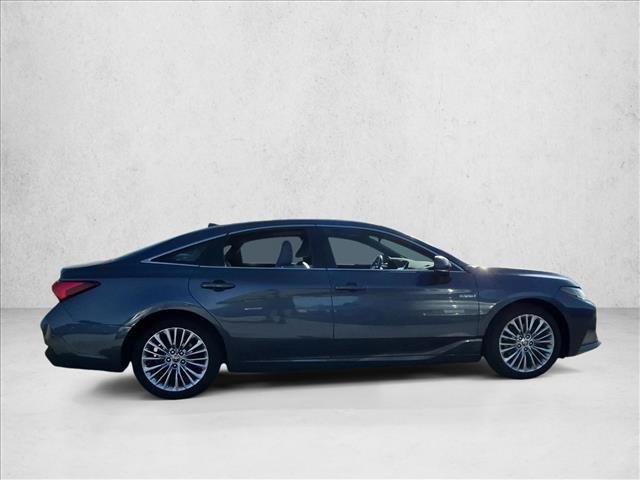 Used 2020 Toyota Avalon Limited w/ Advanced Safety Package FWD image 4