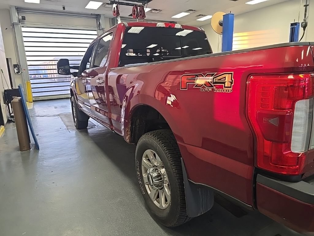 Used 2017 Ford F350 Platinum w/ Platinum Ultimate Package AWD/4WD image 5