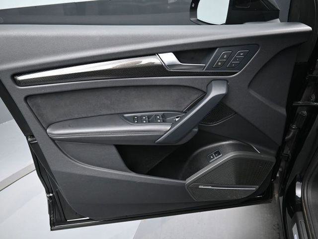 Used 2023 Audi SQ5 Prestige w/ Prestige Package image 11