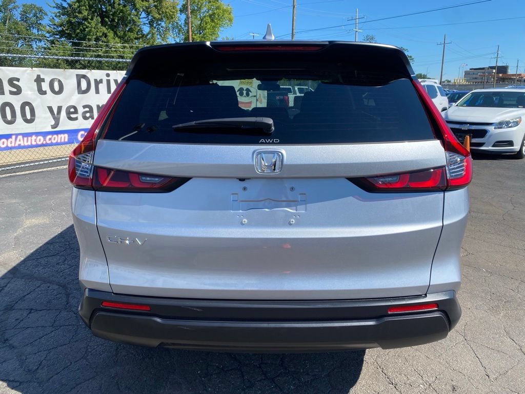 Used 2024 Honda CR-V EX image 3