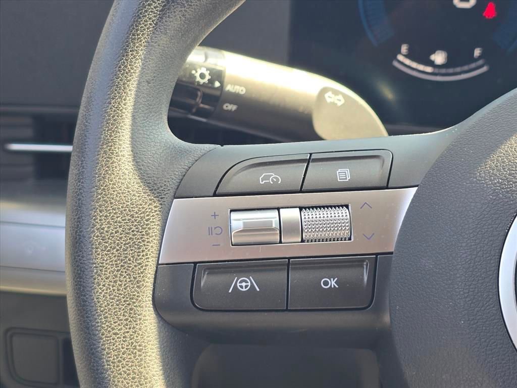 Used 2024 Hyundai Kona SE FWD image 7