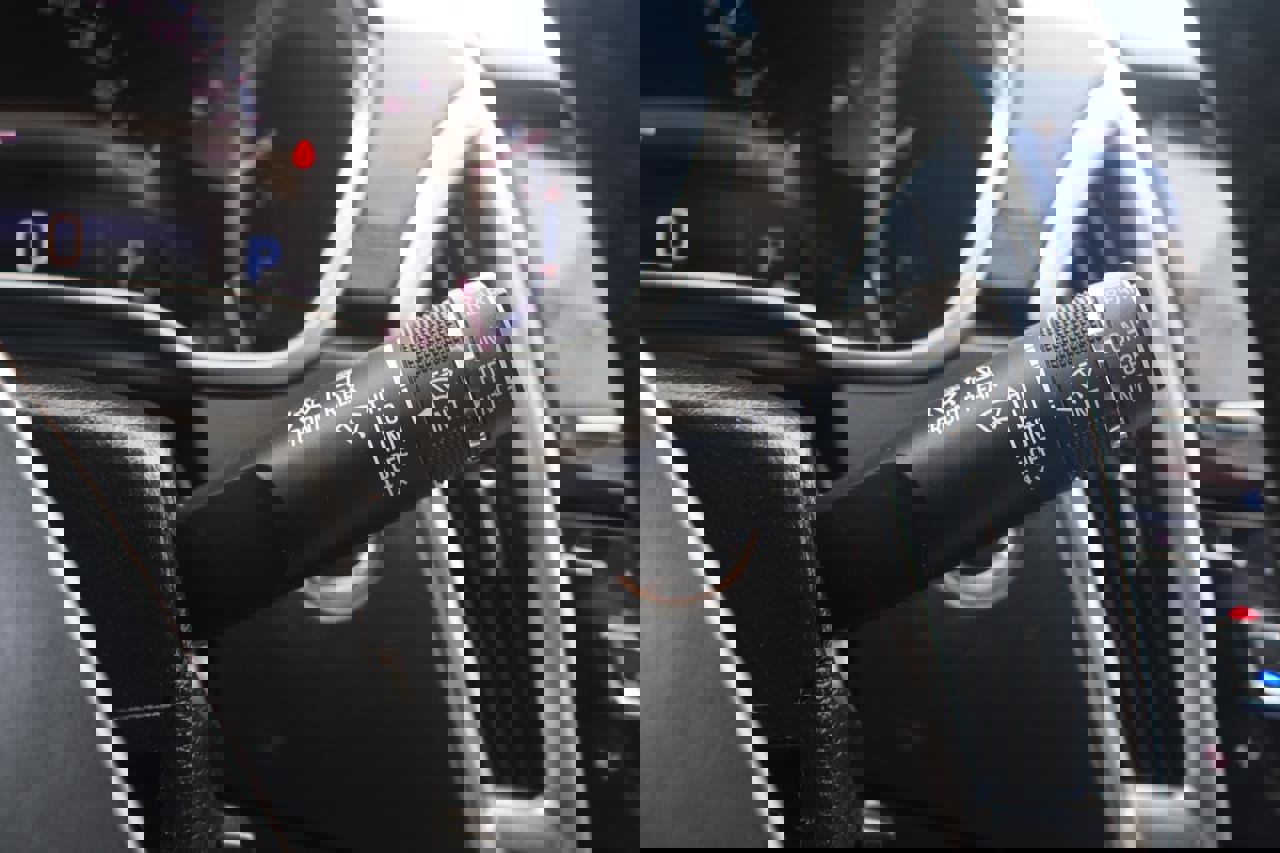 Used 2014 Cadillac SRX Performance w/ Driver Awareness Package image 30