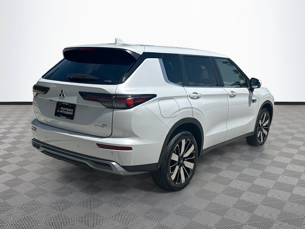 New 2026 Mitsubishi Outlander SE AWD/4WD image 5