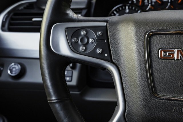 Used 2017 GMC Yukon SLT w/ HD Trailering Package image 12